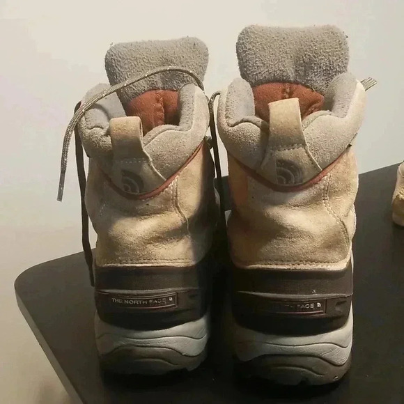 North Face Chilkat Lace Boots size 8 - Picture 3 of 6